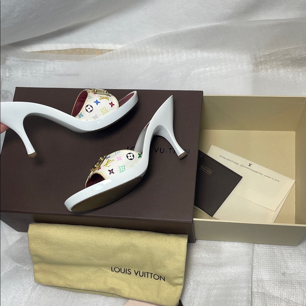 Louis Vuitton MURAKAMI MONOGRAM multicolor pumps heels 35